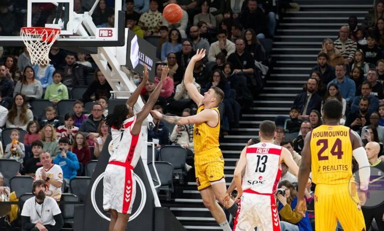 Golden State Warriors' Steve Kerr Walks Back Comments Regarding Kristaps Porzingis image